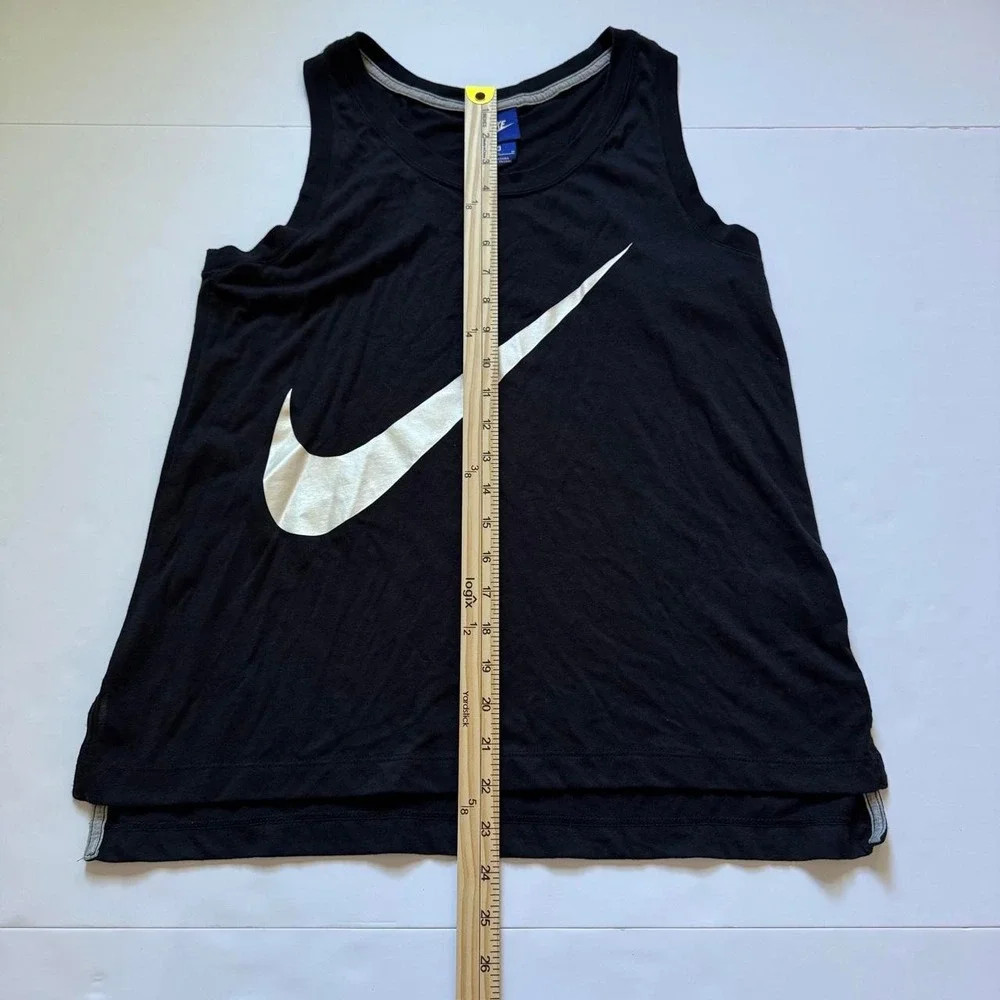 Nike Womens Black Graphic Swoosh Athletic Tank Top Sleeveless Shirt Size M